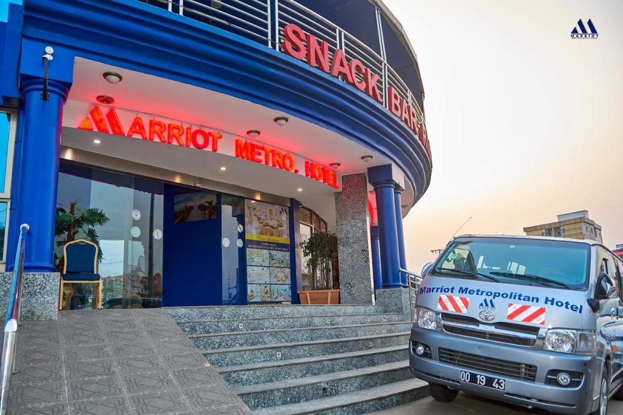 Marriot Metropolitan Hotel Douala Exterior photo